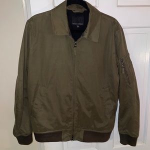 Olive green Banana Republic men’s jacket.